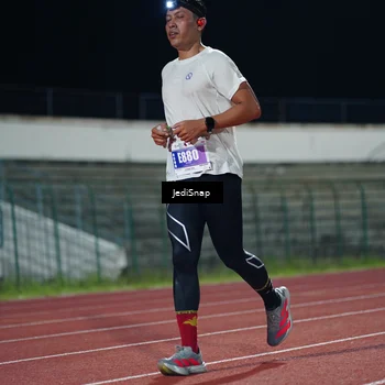 Runner Photo 4495186