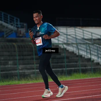 Runner Photo 4495218