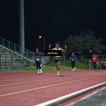 Runner Photo 4495248