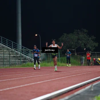 Runner Photo 4495262