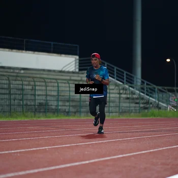 Runner Photo 4495291