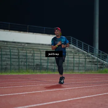 Runner Photo 4495296