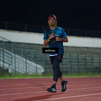 Runner Photo 4495312