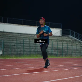 Runner Photo 4495335