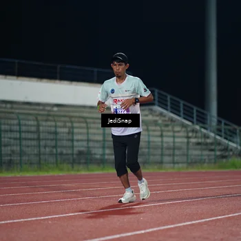 Runner Photo 4495346