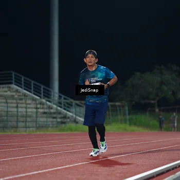 Runner Photo 4495364