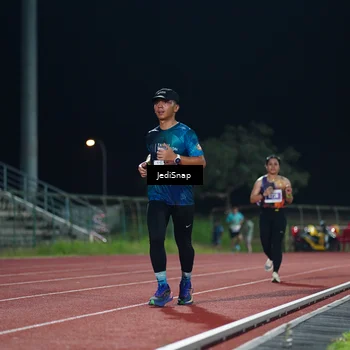 Runner Photo 4495385