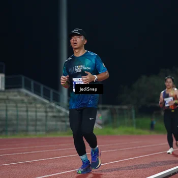 Runner Photo 4495393
