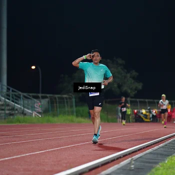 Runner Photo 4495426
