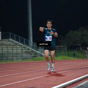 Runner Photo 4495648