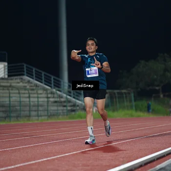 Runner Photo 4495655