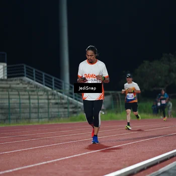 Runner Photo 4495660