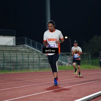 Runner Photo 4495666