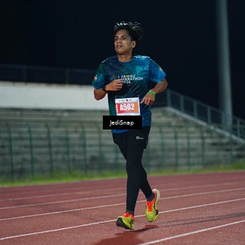Runner Photo 4495703