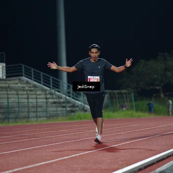 Runner Photo 4495709