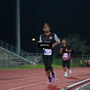 Runner Photo 4495757