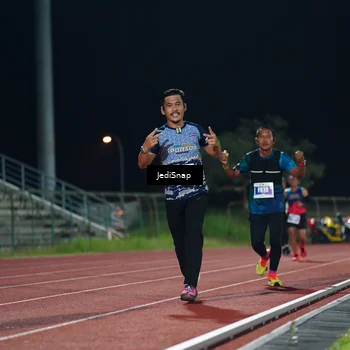 Runner Photo 4495795