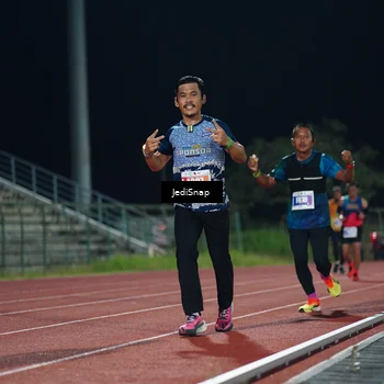 Runner Photo 4495802