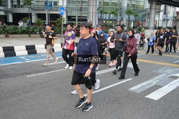 Runner Photo 4495940