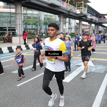 Runner Photo 4495953