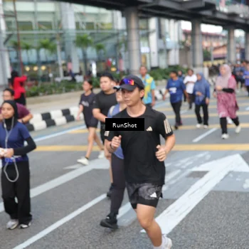 Runner Photo 4495974
