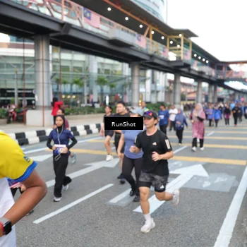 Runner Photo 4495979