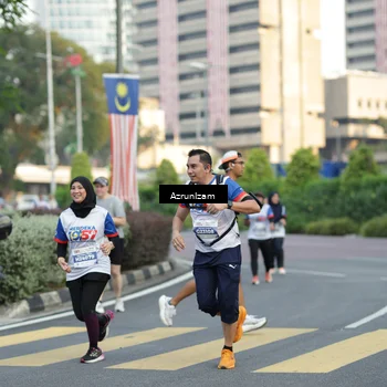 Runner Photo 4496012
