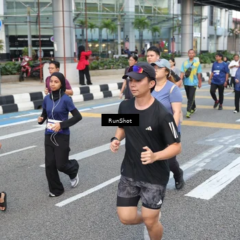 Runner Photo 4496042
