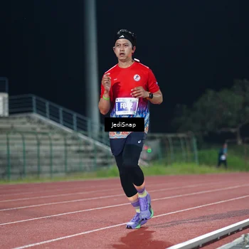 Runner Photo 4496073