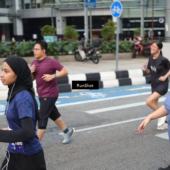 Runner Photo 4496271