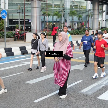 Runner Photo 4496343