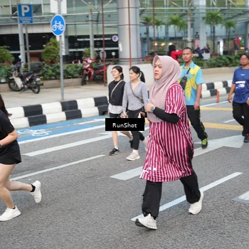 Runner Photo 4496383
