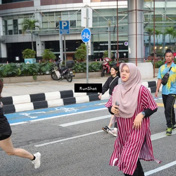 Runner Photo 4496446
