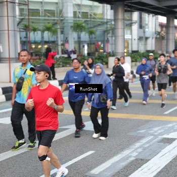 Runner Photo 4496472