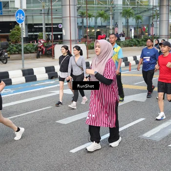 Runner Photo 4496491