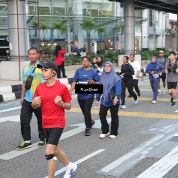 Runner Photo 4496495