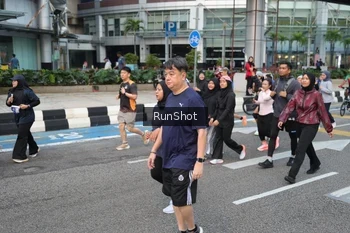 Runner Photo 4496504