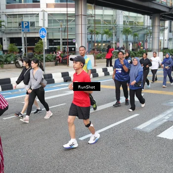Runner Photo 4496523