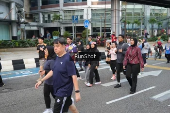 Runner Photo 4496533