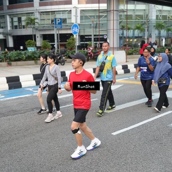 Runner Photo 4496577