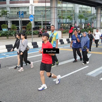 Runner Photo 4496603