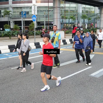 Runner Photo 4496605