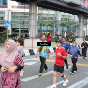 Runner Photo 4496633