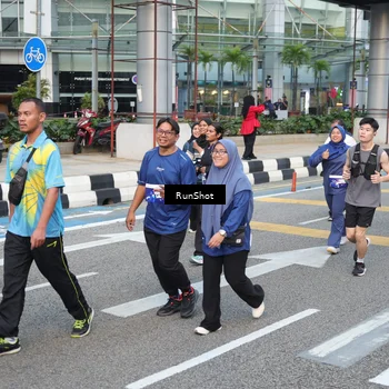 Runner Photo 4496640