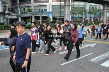Runner Photo 4496653