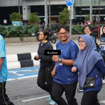 Runner Photo 4496768