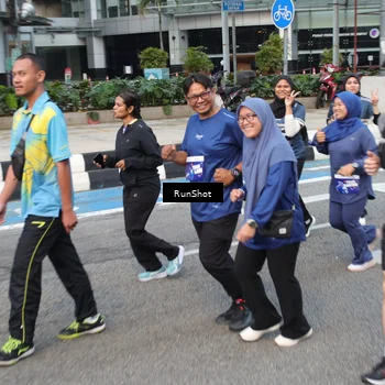 Runner Photo 4496833