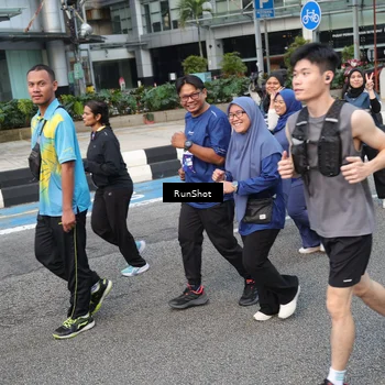 Runner Photo 4496907
