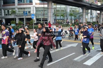 Runner Photo 4497075