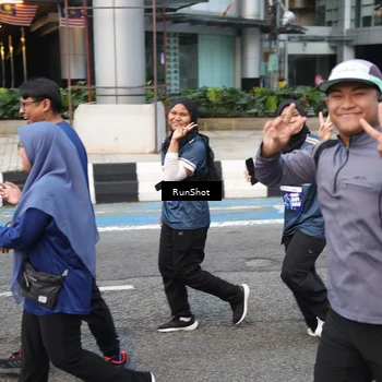Runner Photo 4497107